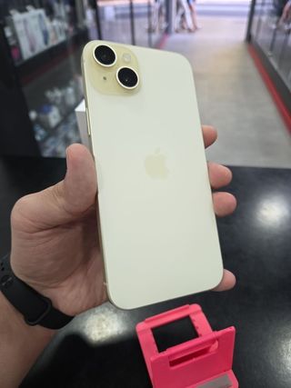 iPhone 15 Plus 128 GB Giallo