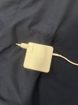 Cargador USB-C MacBook 