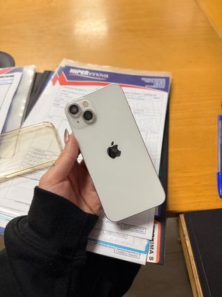 iPhone 13 bianco argento