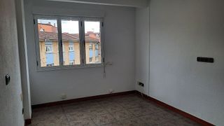 Piso en venta en Pumarín en Gijón