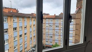 Piso en venta en Pumarín en Gijón