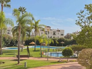 Piso en venta en Nueva Andalucía centro en Marbella