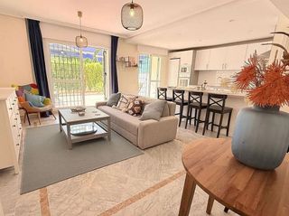 Piso en venta en Nueva Andalucía centro en Marbella