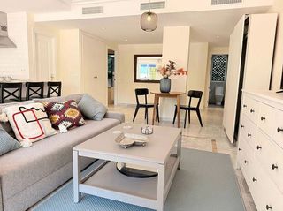 Piso en venta en Nueva Andalucía centro en Marbella
