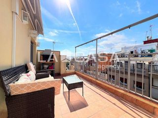 Piso en venta en Les Roquetes en Barcelona
