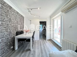 Piso en venta en Les Roquetes en Barcelona