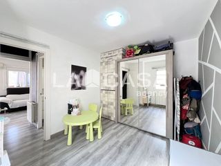 Piso en venta en Les Roquetes en Barcelona