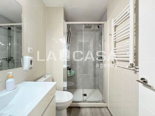 Piso en venta en Les Roquetes en Barcelona