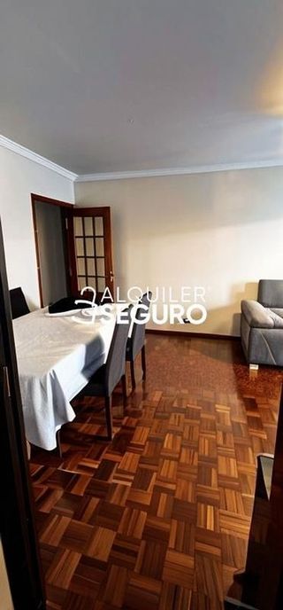 Piso en alquiler en Tenderina Alta - Fozaneldi en Oviedo