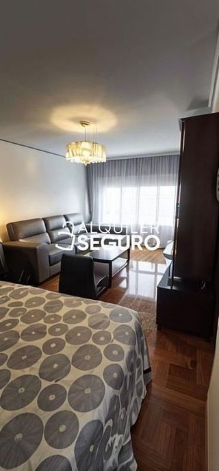 Piso en alquiler en Tenderina Alta - Fozaneldi en Oviedo