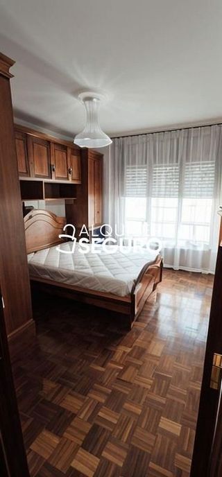 Piso en alquiler en Tenderina Alta - Fozaneldi en Oviedo