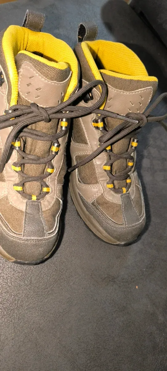 Botas de montaña Quechua niño/niña talla 34