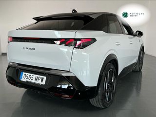 Peugeot e-3008 GT Eléctrico 157kW