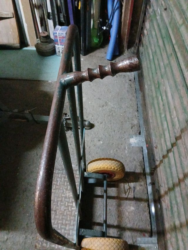 Carretilla de carga con dos ruedas