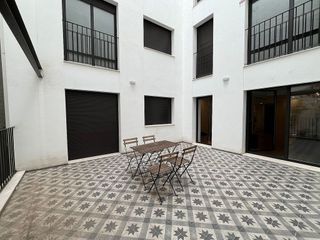 Piso en alquiler en El Raval en Barcelona