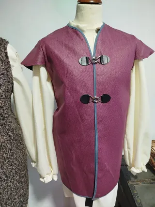 Chaleco Medieval Polipiel Morado 