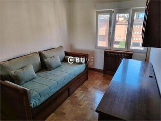 Piso en venta en Pumarín en Gijón