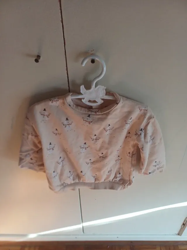 Sudadera niña beige y rosa con muñecos de nieve 