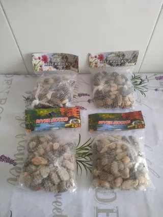 Piedras pequeñas decorativas para acuario/jardín