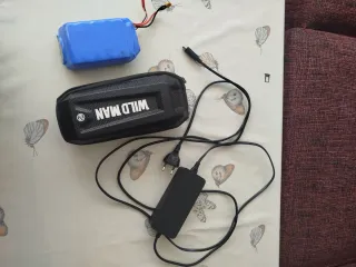 Batería externa patinete eléctrico