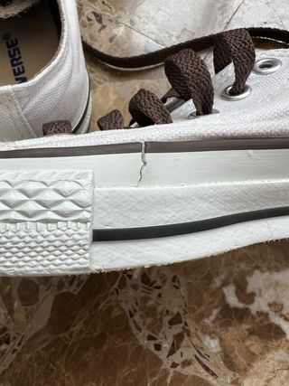 Converse All Star Blancas con Cordones Marrones