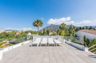 Chalet en alquiler en Lomas de Marbella Club - Puente Romano en Marbella