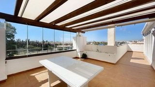 Dúplex en venta en Nueva Andalucía centro en Marbella