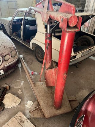 Grúa Taller Extensible 2000 kg