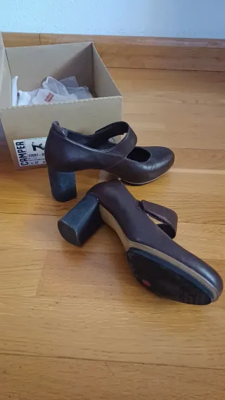 Zapatos Camper tacón marrón talla 37
