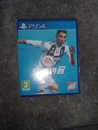 FIFA 19 PS4 (PlayStation 4) Compatible PS5