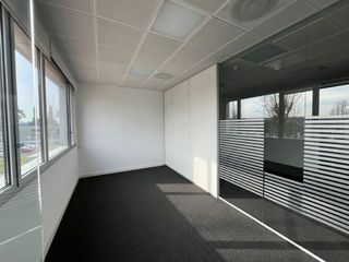 Oficina en alquiler en Zona Industrial en Prat de Llobregat, El