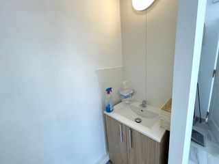 Local comercial en alquiler en Los Jardines de Marbella - La Ermita en Marbella