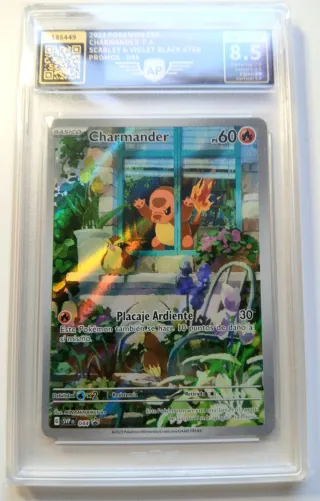 Carta Pokémon Charmander SVP 044 Gradeada.