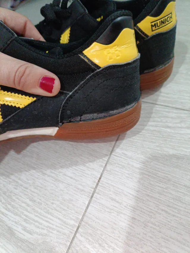 Zapatillas Munich Fútbol Sala Talla 38