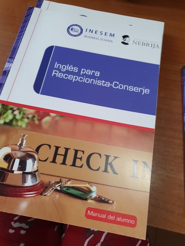 Curso recepcionista de hotel