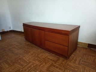 Mueble TV madera marrón