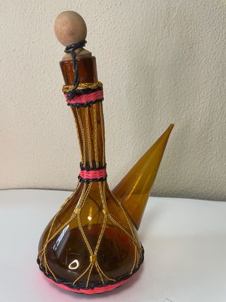 Porrón de cristal ámbar años 60