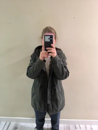 Abrigo verde militar mujer