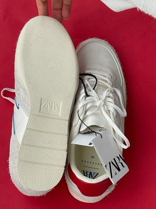 Zapatillas Zara Blancas y Rojas Talla 39
