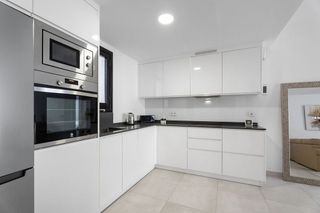 Piso en venta en Puerto Banús en Marbella