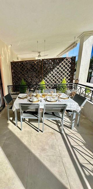 Piso en alquiler en Los Naranjos - Las Brisas en Marbella