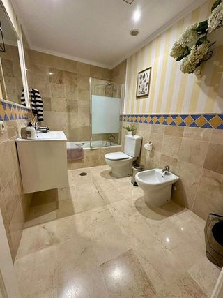 Piso en alquiler en Los Naranjos - Las Brisas en Marbella