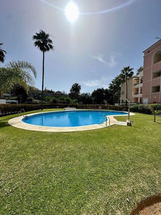 Piso en alquiler en Los Naranjos - Las Brisas en Marbella