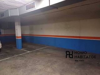 Garaje en venta en Centre en Sabadell