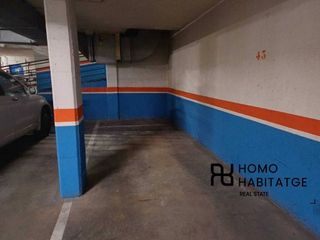 Garaje en venta en Centre en Sabadell