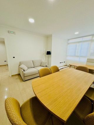 Oficina en alquiler en Playa Bajadilla - Puertos en Marbella