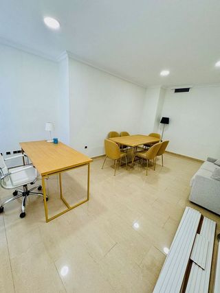 Oficina en alquiler en Playa Bajadilla - Puertos en Marbella