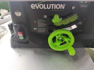 Evolution Power Tools Sierra de mesa multimaterial