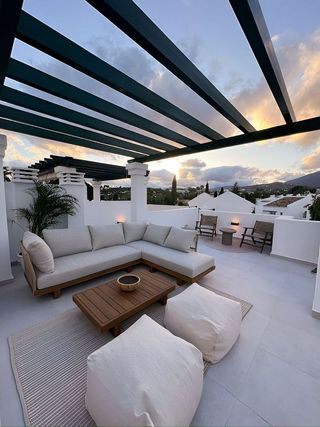 Dúplex en venta en Nueva Andalucía centro en Marbella