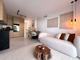 Dúplex en venta en Nueva Andalucía centro en Marbella